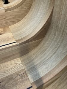 木製階段細部
