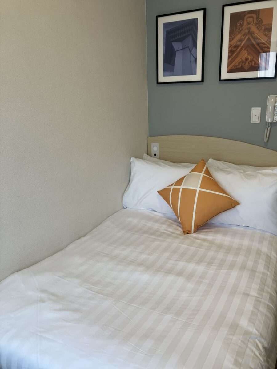 ベッド
