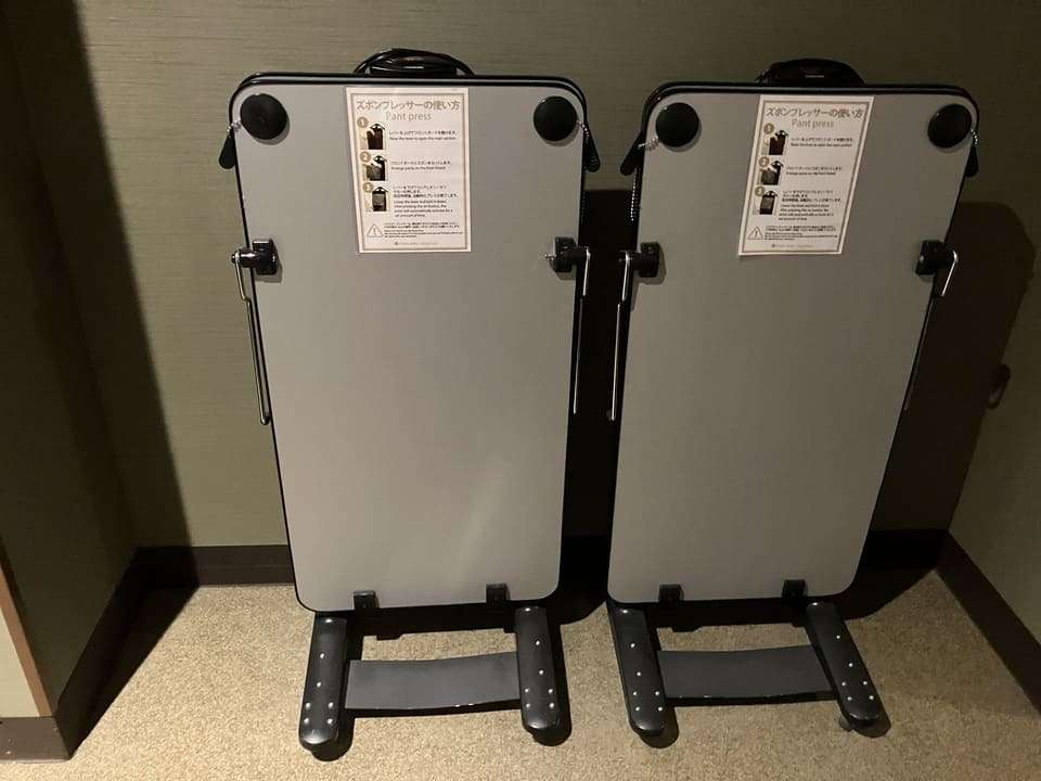 ズボンンプレッサー