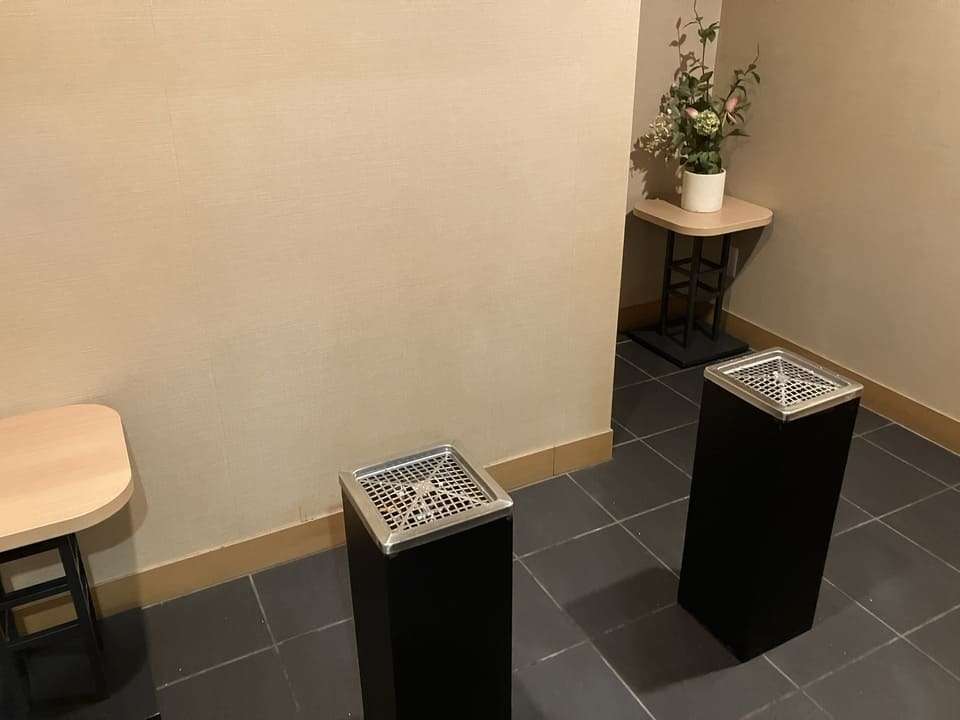 喫煙ブース