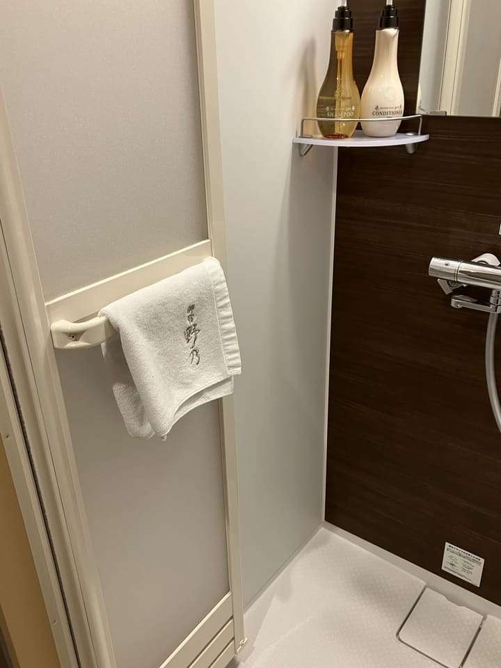 シャワールーム