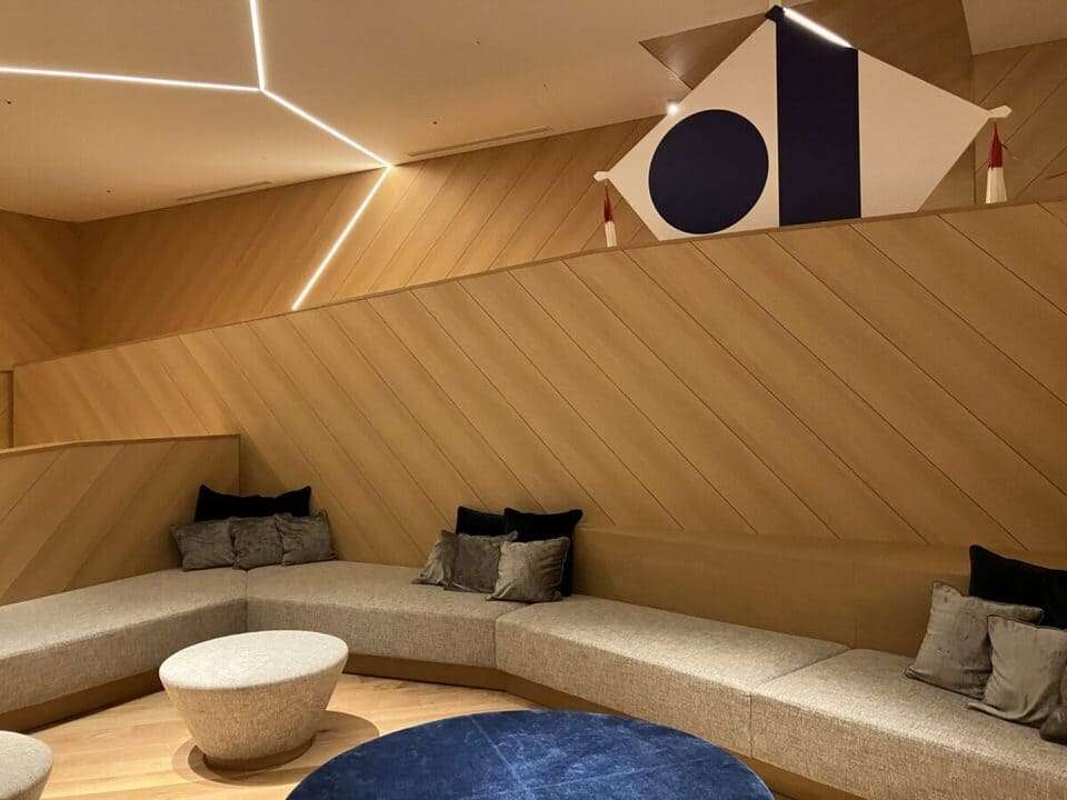 大浴場前のくつろぎ処