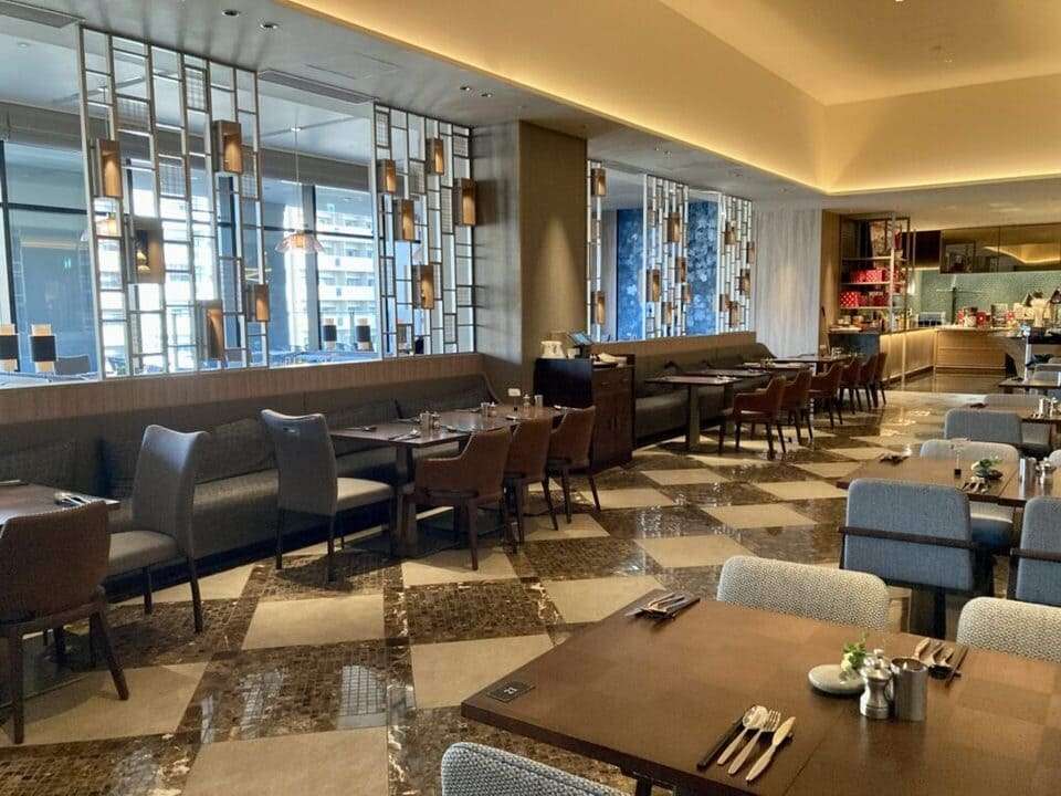 オールデイダイニング モザイク