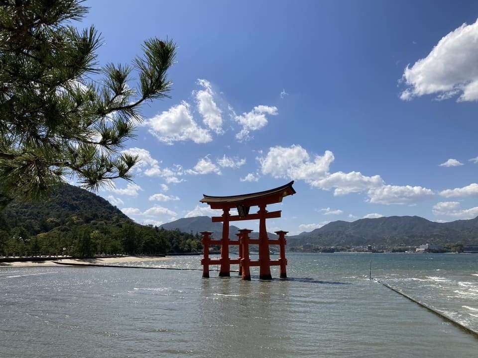 厳島神社の鳥居