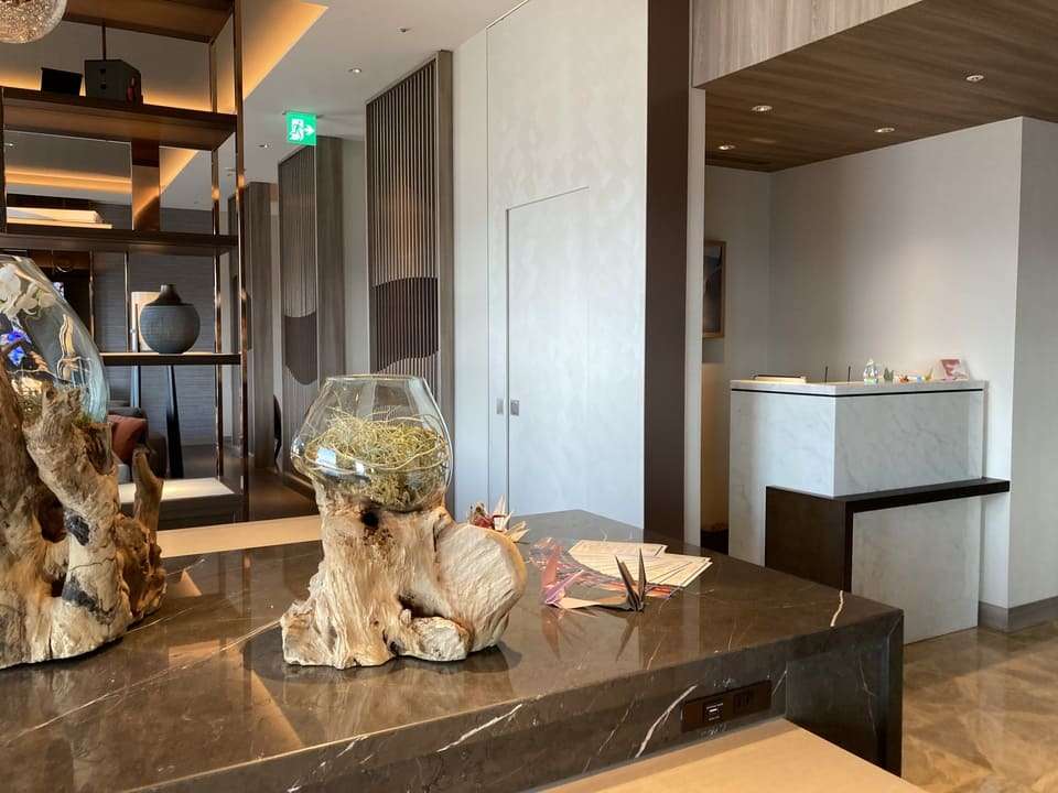 ラウンジのオブジェ