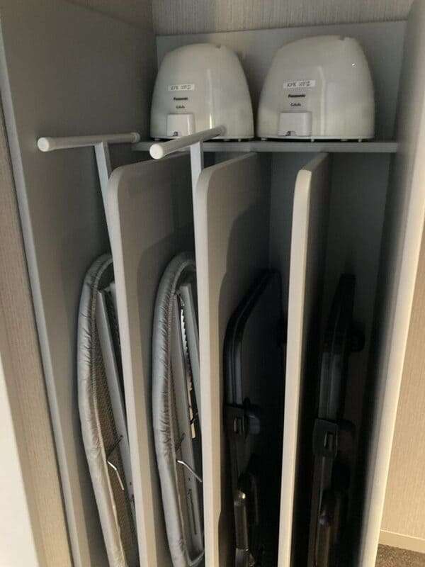 ズボンプレッサー