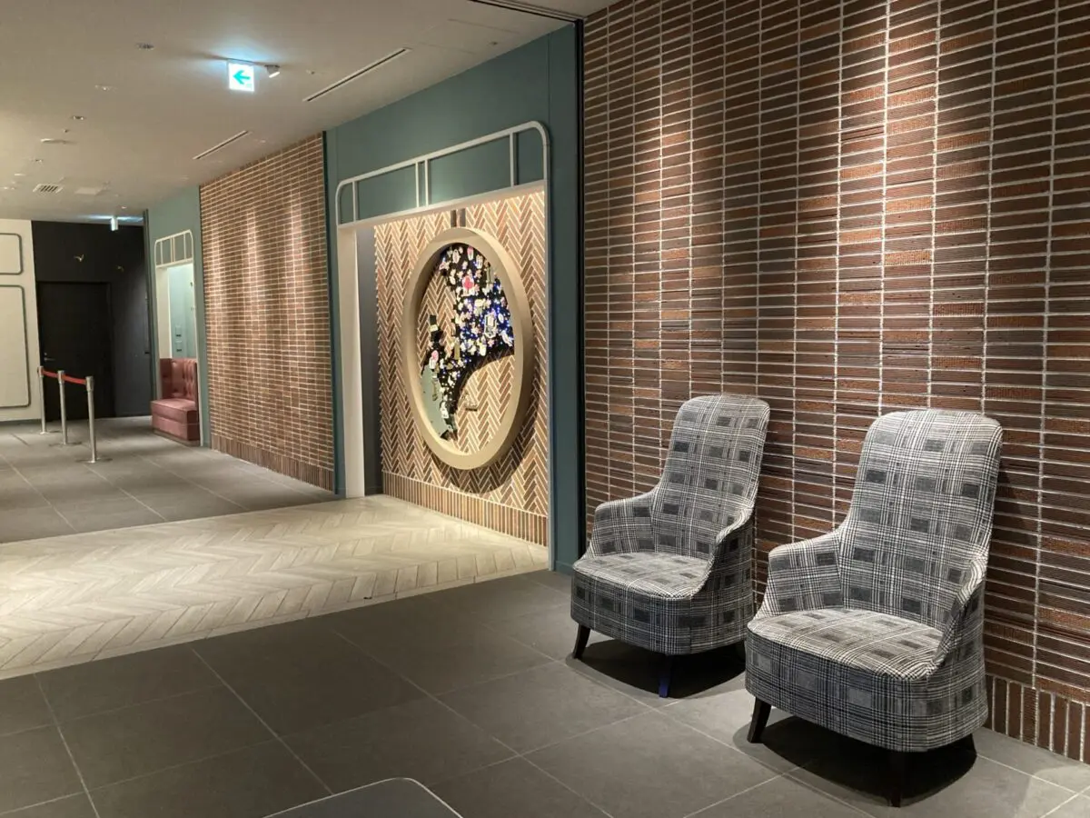 ロビーラウンジ