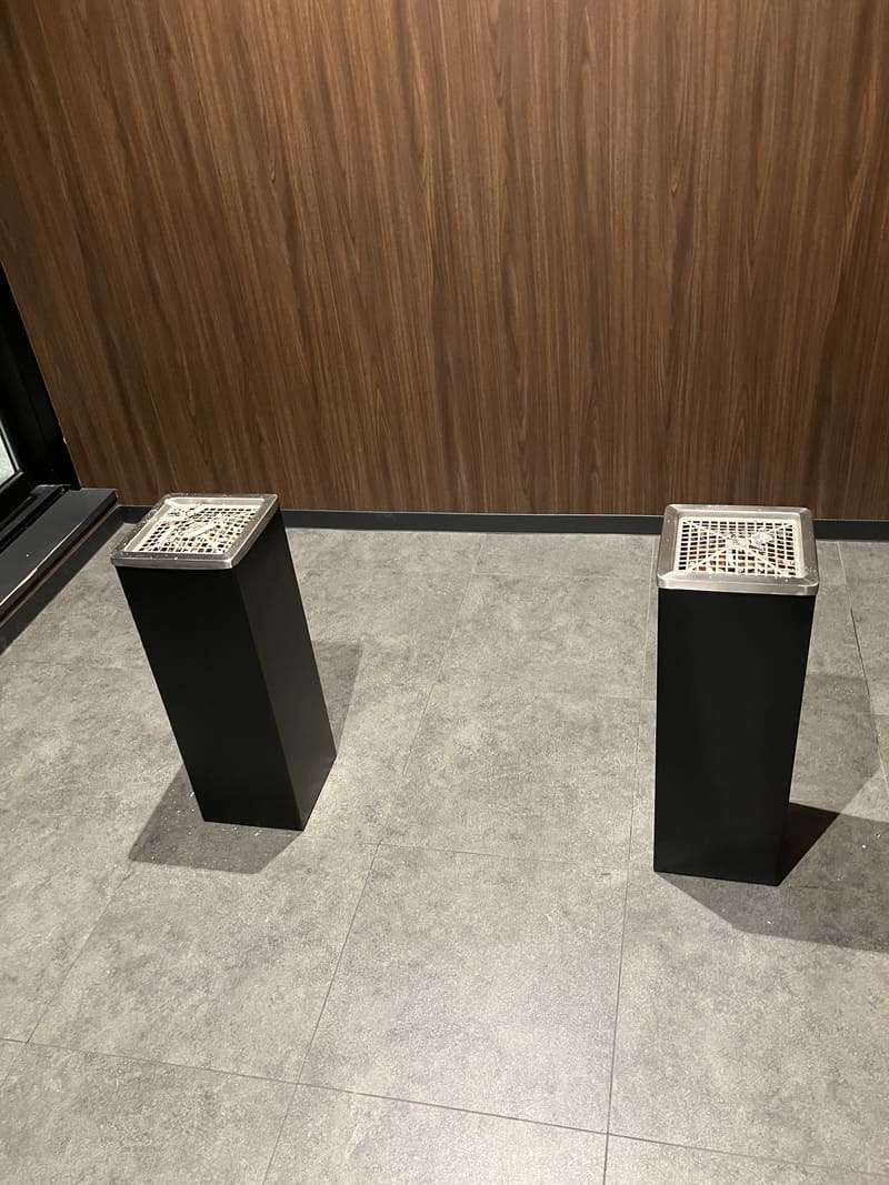 喫煙ブース