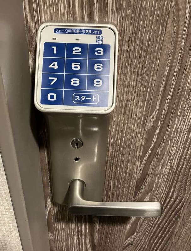 客室の暗証番号キー
