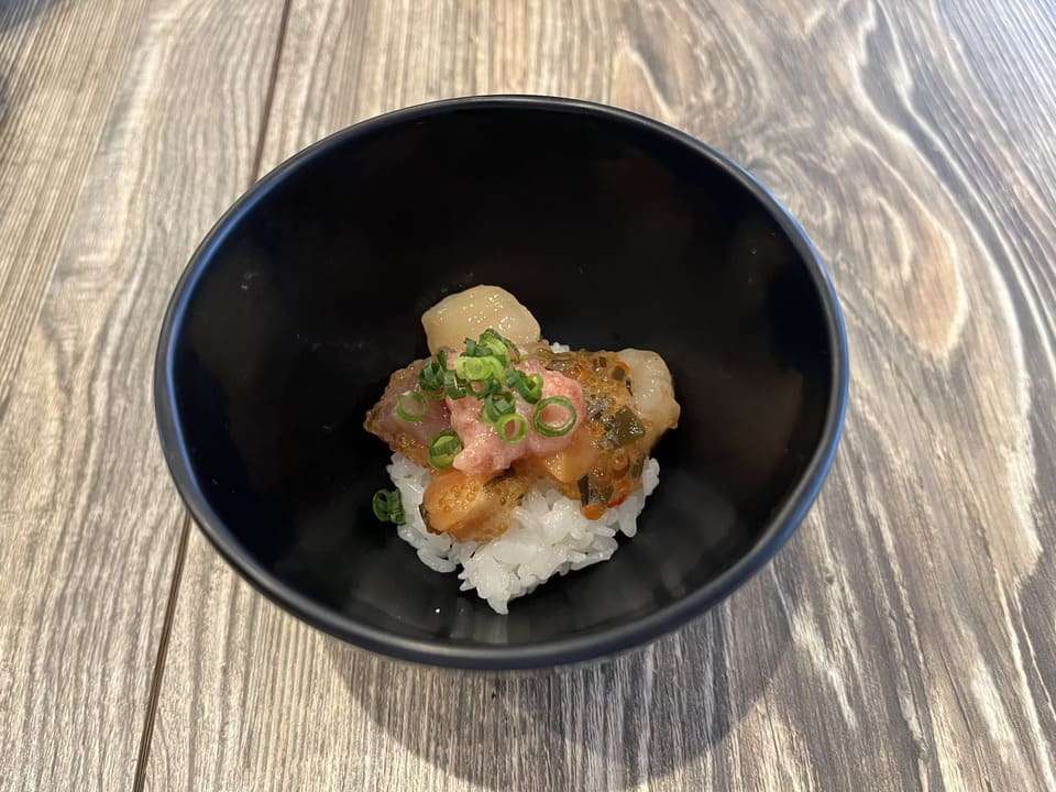 海鮮丼
